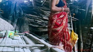 Indian Desi Milf Bhabhi Standing Doggystyle Fuck By Devar In Outdoor